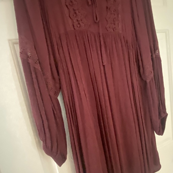 Maroon Long sleeve Dress - Picture 3 of 7